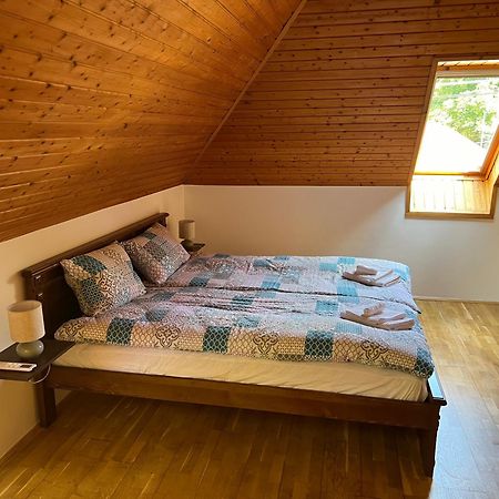 Hotel Bor Es Kenyer Hegymagas Esterno foto