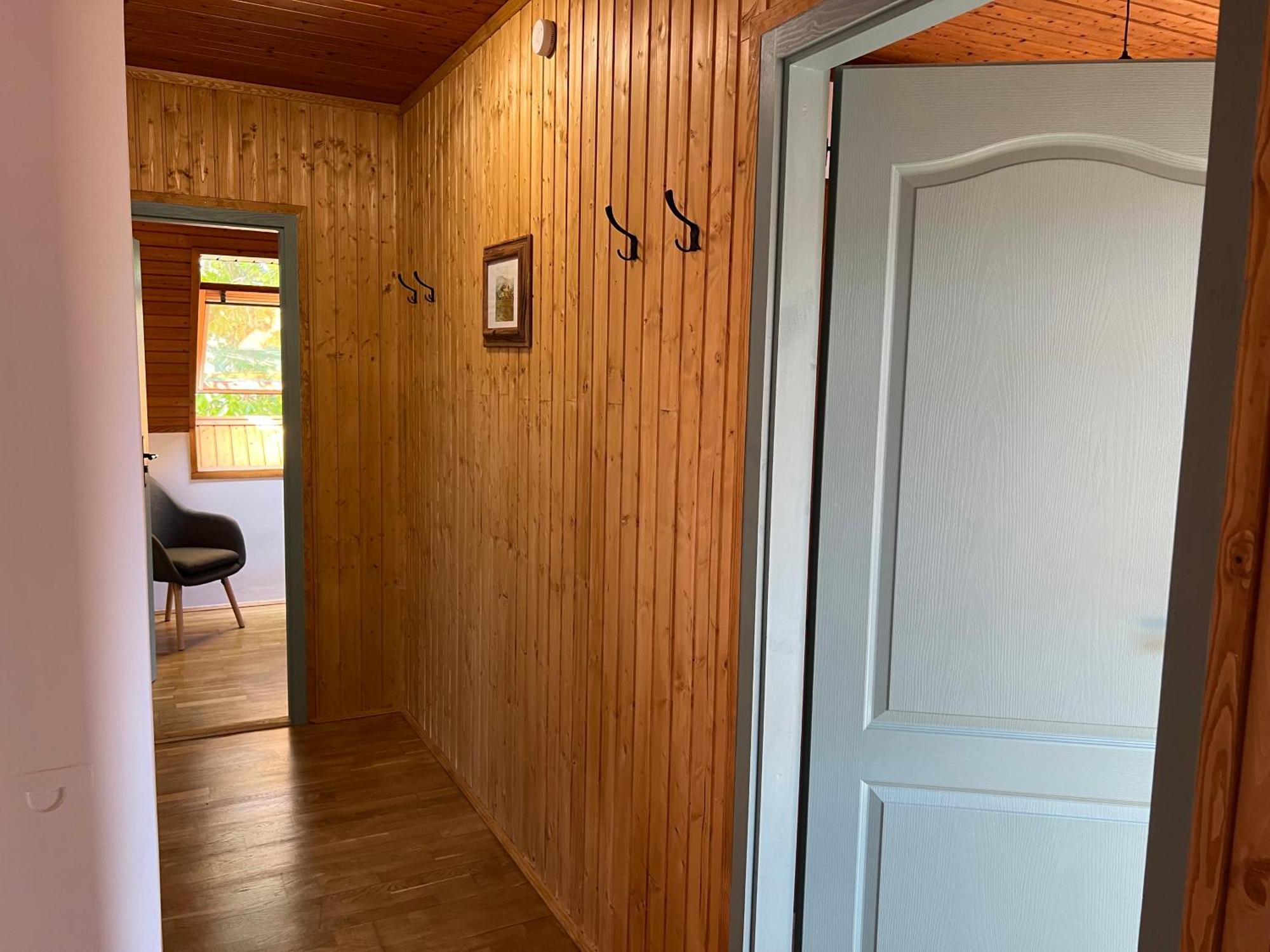 Hotel Bor Es Kenyer Hegymagas Esterno foto